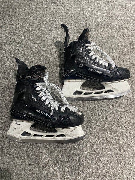 Bauer Supreme Mach Hockey Skates Size 6 (Used)