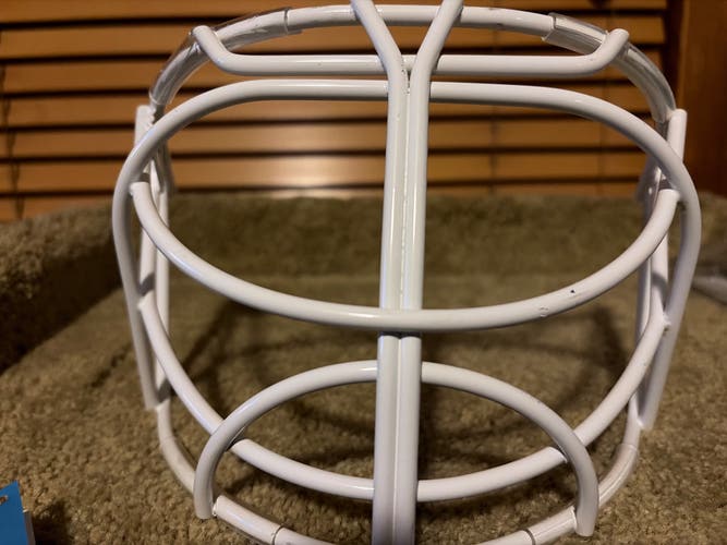 Bauer (Used) Cat-Eye replacement wire. Size senior. Non-certified