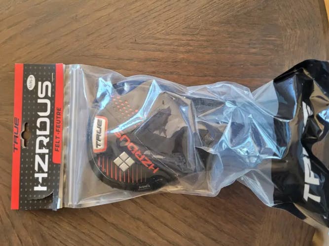 True HZRDUS 7X Hockey Skates tongues 6-8(Used)