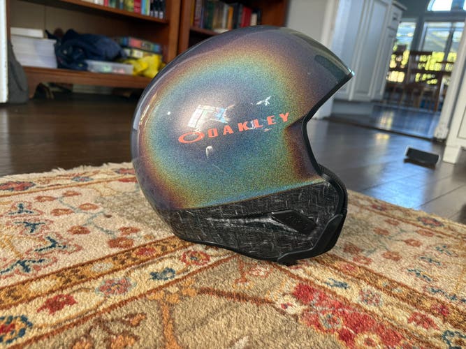 Unisex Large Oakley ARC5 Pro Helmet FIS Legal