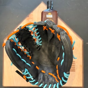 Wilson A1k RH Infield Baseball Glove 11.5" (Used)