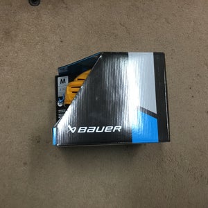 Medium Bauer Re-Akt 155 Helmet (New)