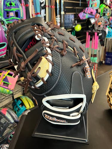 NEW | 2026 Wilson A1000 "Secret Menu" PF1612 12" Youth First Base Baseball Mitt | LHT | FAST SHIP