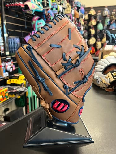 NEW | 2026 Wilson A1000 "Secret Menu" CK22 11.75" Youth Pitcher's Baseball Glove | LHT | FAST SHIP