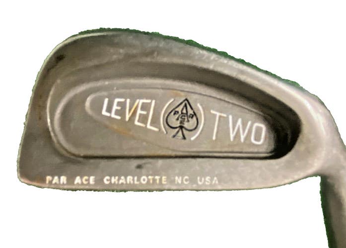 Level Two Par Ace Of Spades 2 Iron RH Men's Spectre Stiff Steel 39.5" Nice Club