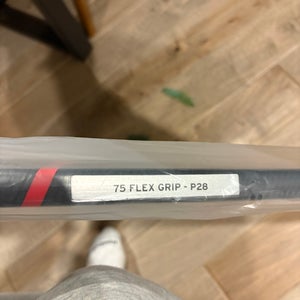 Senior CCM JetSpeed Team Right Handed Hockey Stick P28 75 Flex (New)