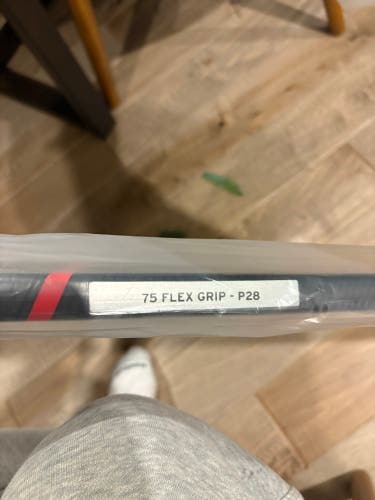 Senior CCM JetSpeed Team Right Handed Hockey Stick P28 75 Flex (New)