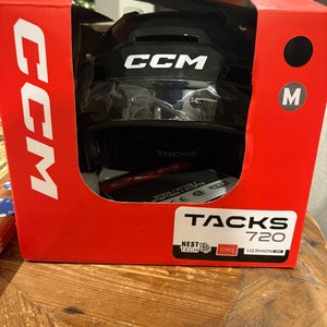 Medium CCM Tacks 720 Helmet (New)