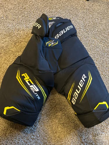 Large Bauer Supreme ACP Elite Girdle (Used)