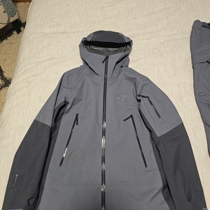 Arc'teryx womens sentinel Jacket