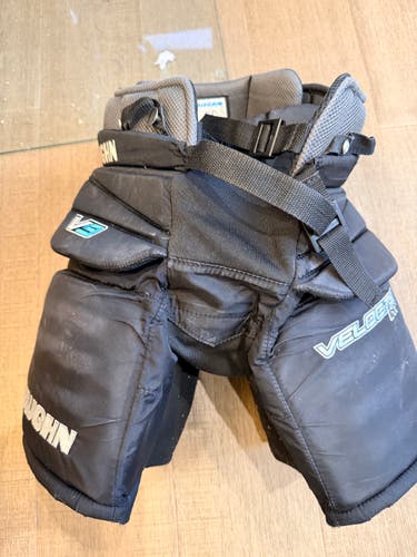 Intermediate Medium Vaughn Velocity V9 Pro Hockey Goalie Pants (Used)