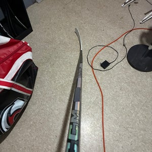 Intermediate CCM Tacks XF Pro Right Handed Hockey Stick P90TM 65 Flex (Used)