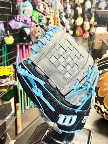 NEW | 2026 Wilson A1000 "Secret Menu" FP12 12" Pitcher Fastpitch Softball Glove | LHT | FAST SHIP
