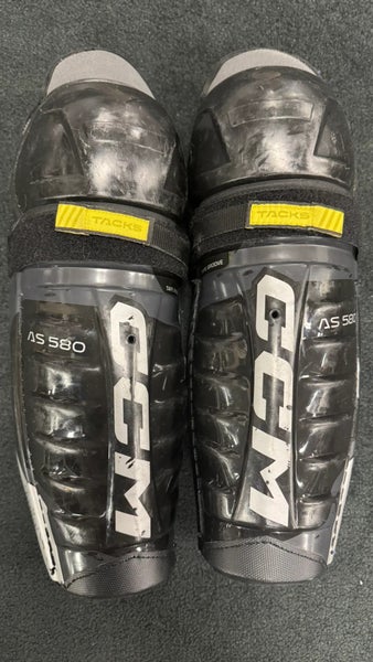 CCM AS 580 Shin Pads | Size Intermediate 13"