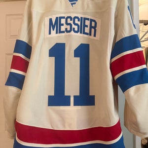 New York Rangers Fanatics Winter Classic Authentic Pro 50 NWT Mark Messier