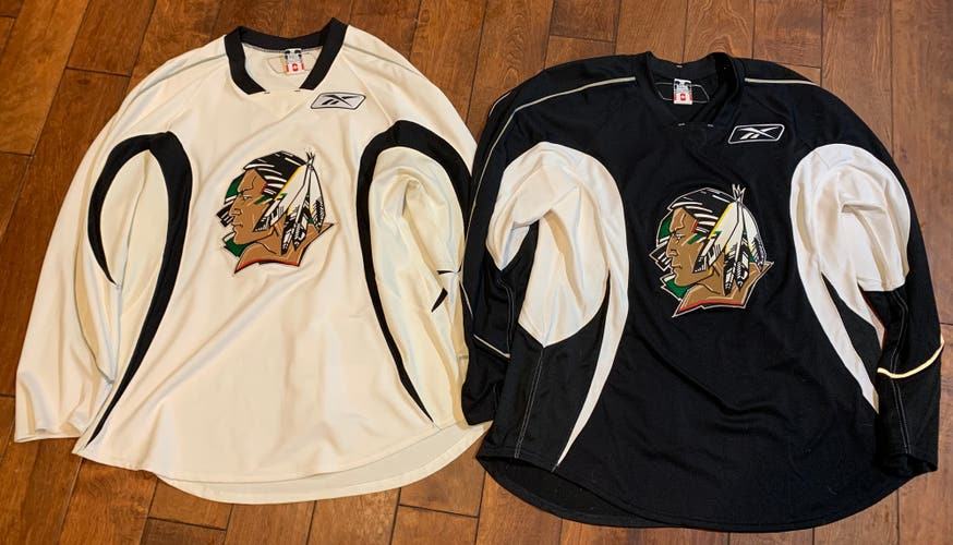 North Dakota Fighting Sioux Custom Reebok Edge 2.0 Practice Jerseys Size 56 *Read Full Description*