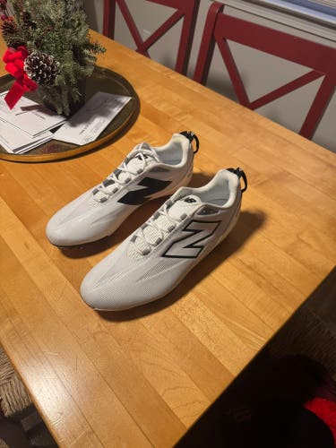 Men’s New Balance Burn X5 Cleats