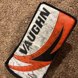 Vaughn Velocity 7400 Full Right (Used)