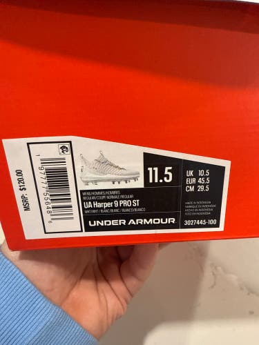 (D1 Issued) White Men's Size 11.5 UA Harper 9 Low Top Metal (New)