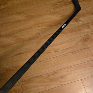 PRO Hockey Stick: Left 85 Flex Oates Curve