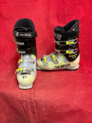 Ski Boots: Mondo 25 & 25.5 Unisex Dalbello Ski Boots (Used)