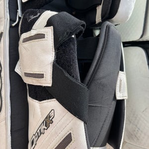 30" Brian's Optik 3 Goalie Leg Pads (Used)