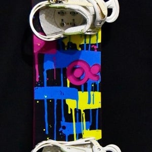 ALIBI ROGUE SNOWBOARD SIZE 149 CM WITH MEDIUM BINDINGS
