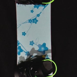 NEW HEAD TRINITY SNOWBOARD SIZE 152 CM WITH CHAMONIX LARGE BINDINGS