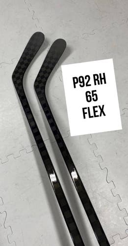 Senior(2x)Right P92 65 Flex 66” ProBlackStock™ Unbranded Blackouts Pro Stock Nexus Hockey Sticks