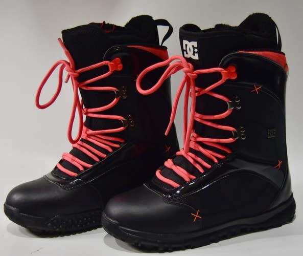 DC KARMA SNOWBOARD BOOTS WOMEN SIZE 8