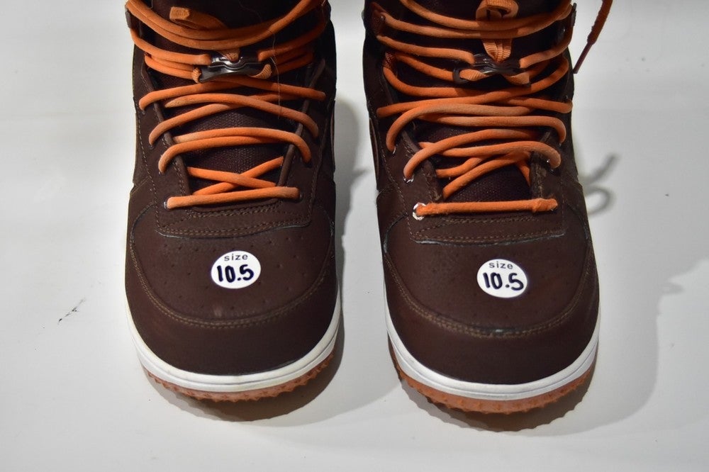 nike snowboard boots size 10.5