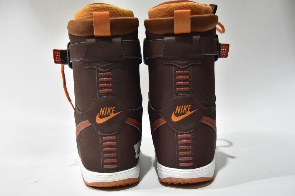 nike snowboard boots size 10.5