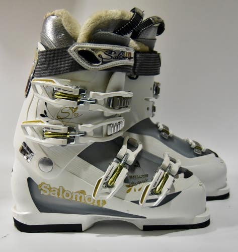 SALOMON DIVINE  SKI BOOTS WOMEN SIZE 25/9