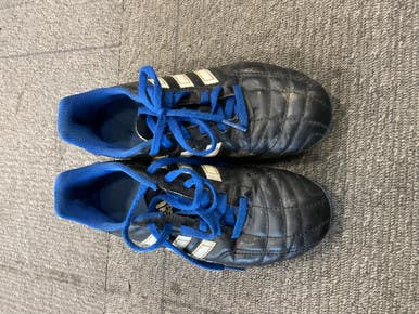 Used Adidas SOCCER CLEATS Soccer Cleats Black And Royal Blue Junior 03 11614-S000227196