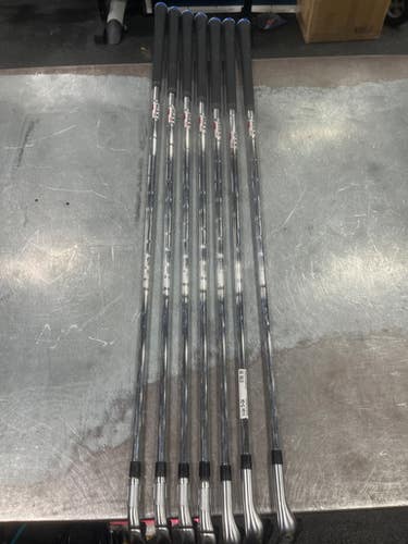 Used Taylormade QI Mens Iron Set RH 5I-GW/AW 11337-S000476393