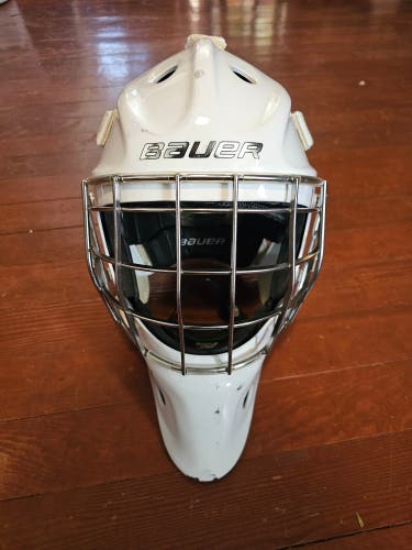Senior Medium Bauer NME VTX Goalie Mask (Used)