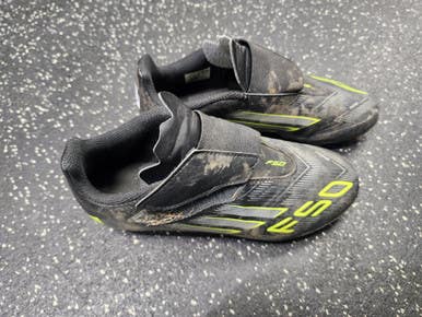 Used Adidas F50 Soccer Cleats Black Junior 03 11849-S000034546