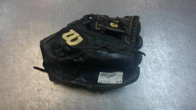 Used Wilson A950 BB/SB Glove RH Throw Black 11 1/2" 11339-S000197292