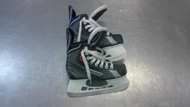 Used Bauer X30 Junior Hockey Skate Junior 01 11339-S000196789