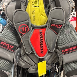 Warrior Ritual G4 YTH (Used) Youth ice hockey goal Goalie Chest Protector body armour
