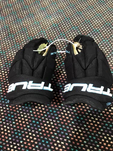 Lightly Used True Utah O’Brien Catalyst 9X Gloves 14" Pro Stock