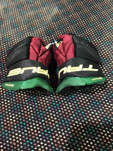 Used True Arizona Brown Catalyst 9X Gloves 15" Pro Stock