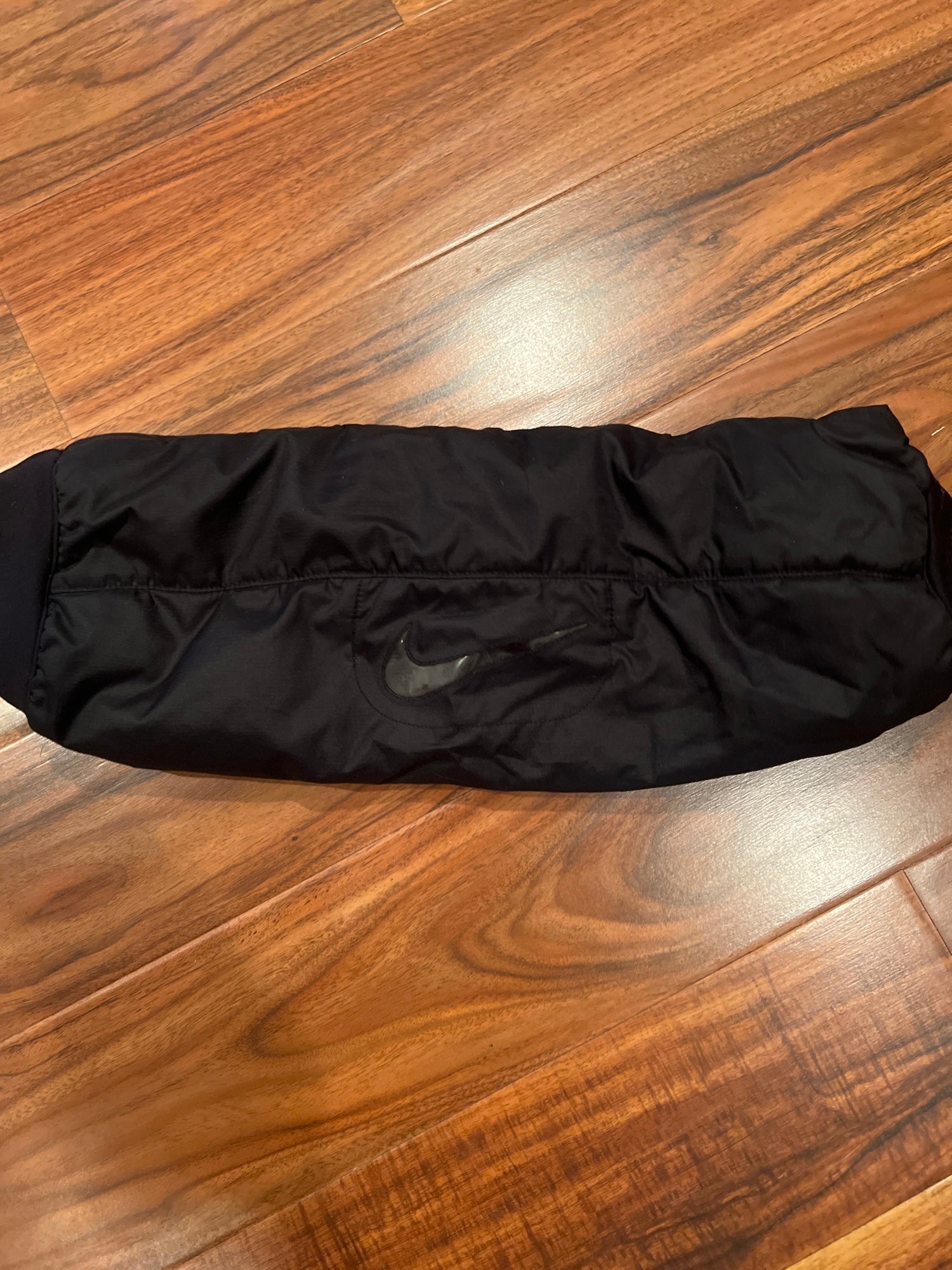 nike pro hyperwarm hand warmer