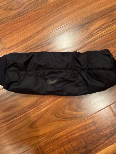 Nike QB hand warmer