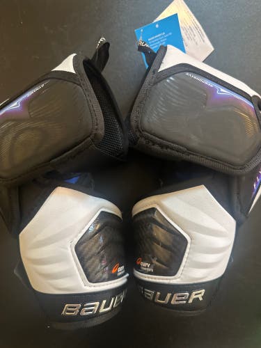 Intermediate Large Bauer Vapor Flylite Elbow Pads (New)