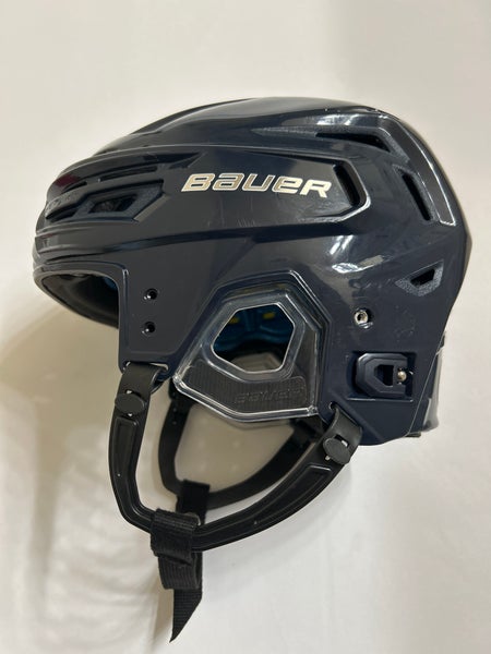 Small Bauer Re-Akt 150 Helmet (Used)