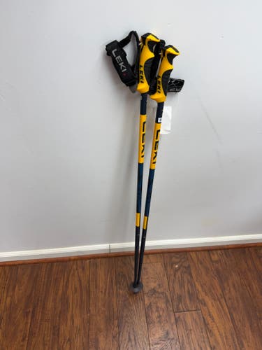 42in (105cm) Leki All Mountain Spitfire Trigger S Junior Ski Poles (New)