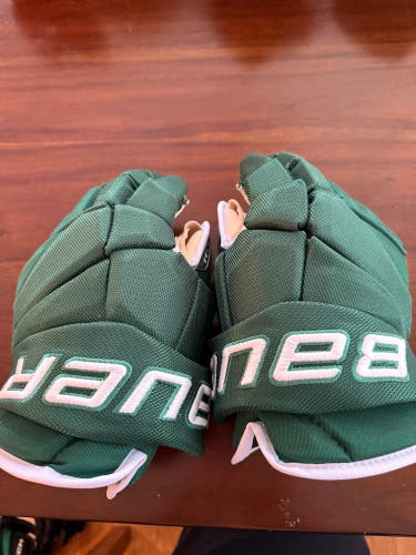 Bauer Vapor Pro Team Gloves 13" Pro Stock (New)
