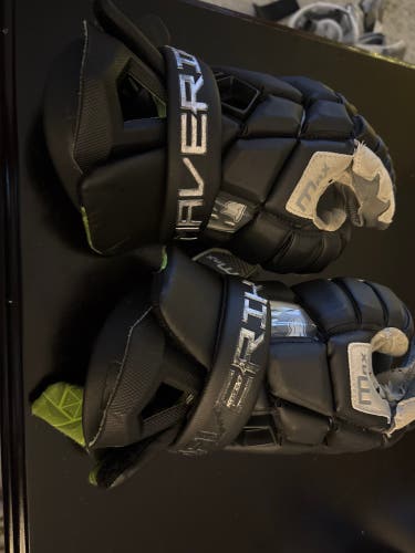 Maverik Max Lacrosse Gloves 13" (Used)