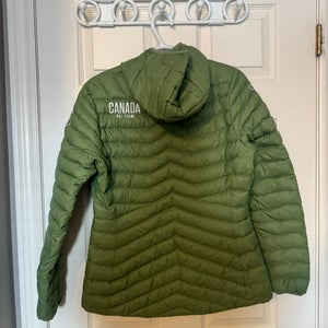 Green Women's Adult Medium Helly Hansen Jacket (Used)